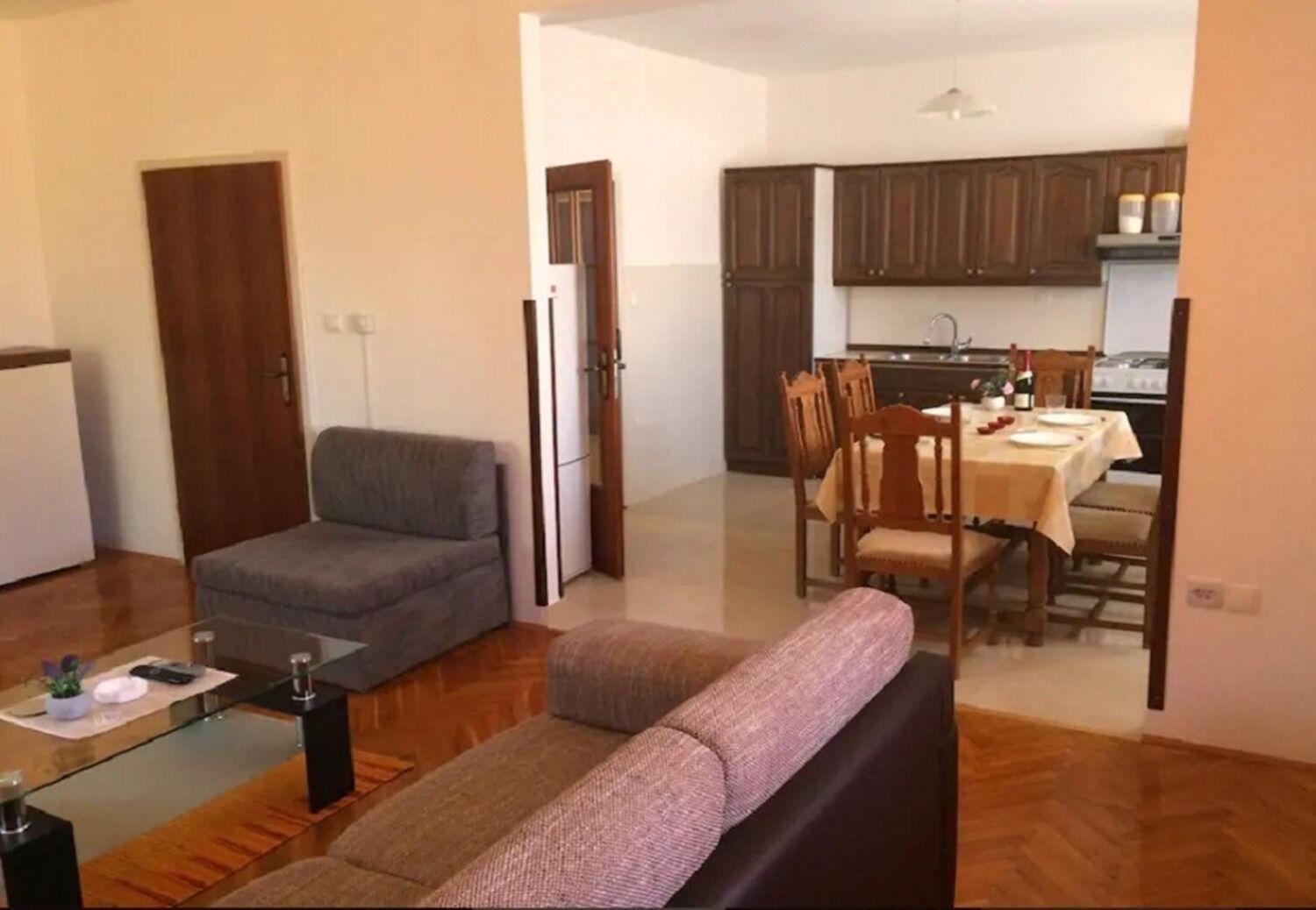Apartments And Rooms Ognjen - Family Apartments With Free Parking Betina  Buitenkant foto