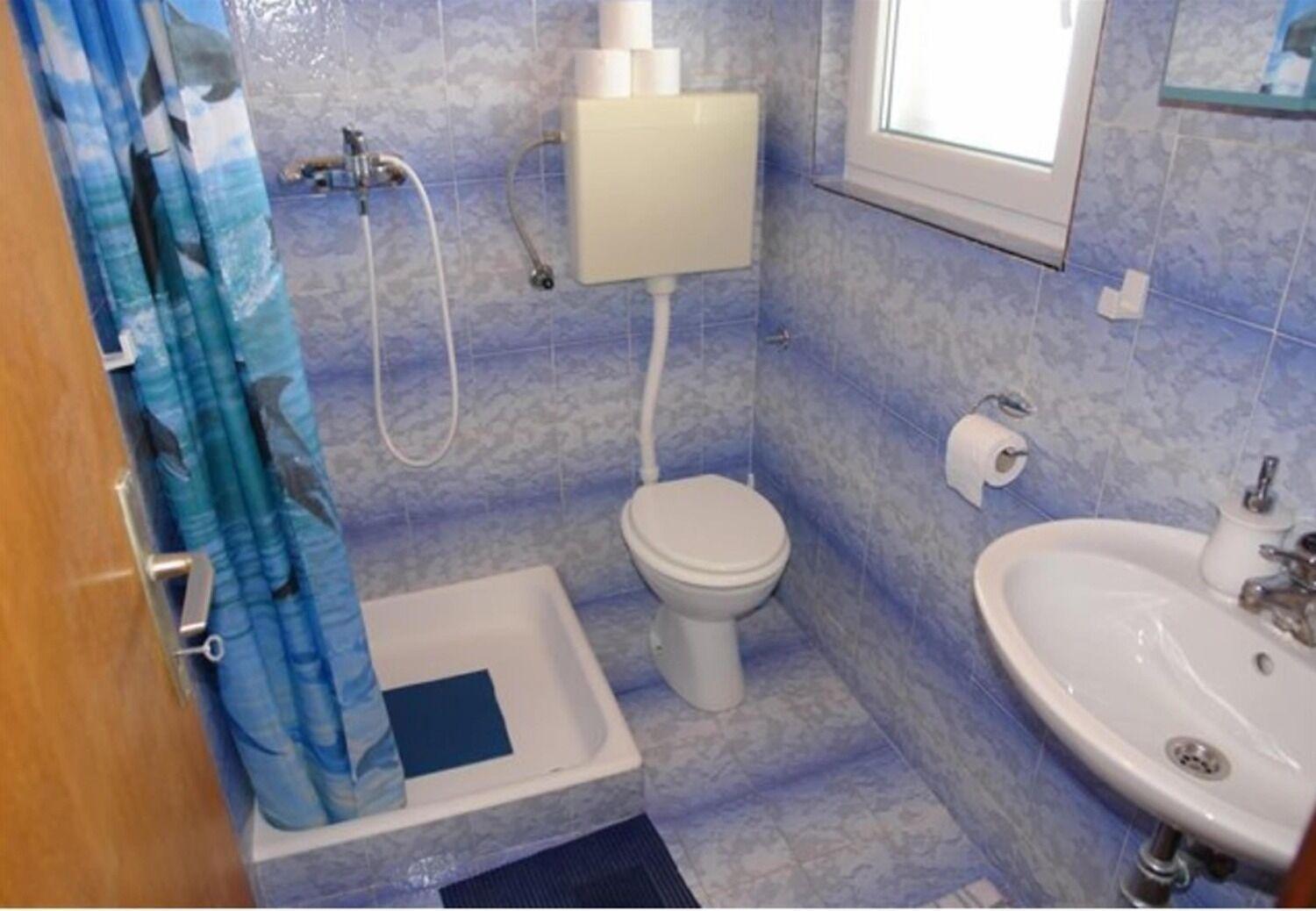 Apartments And Rooms Ognjen - Family Apartments With Free Parking Betina  Buitenkant foto